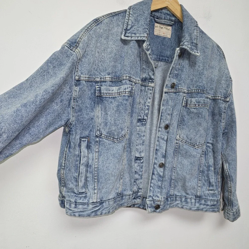 We The Free People Opal Swing Denim Jean Jacket Size M Blue Pleat Back Oversized - Picture 6 of 13